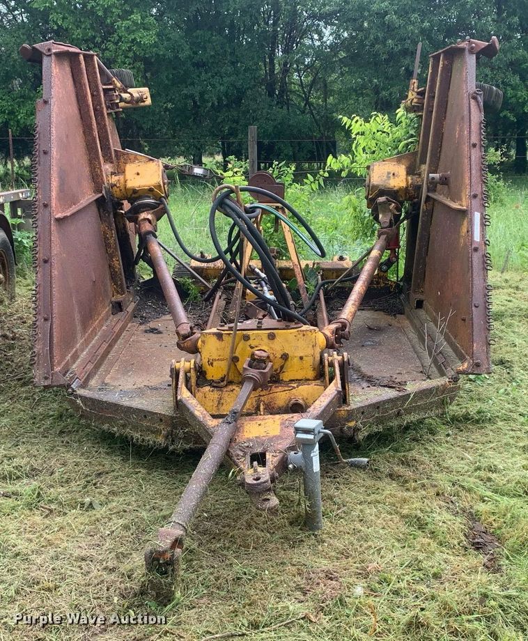 image for item LH9613 Batwing rotary mower