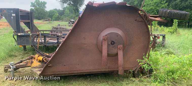 image for item LH9613 Batwing rotary mower