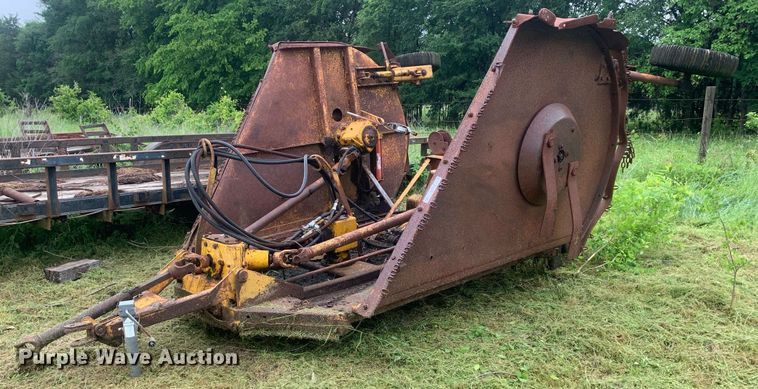 image for item LH9613 Batwing rotary mower