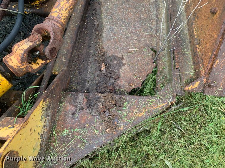 image for item LH9613 Batwing rotary mower