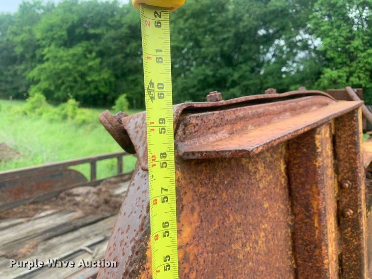 image for item LH9613 Batwing rotary mower