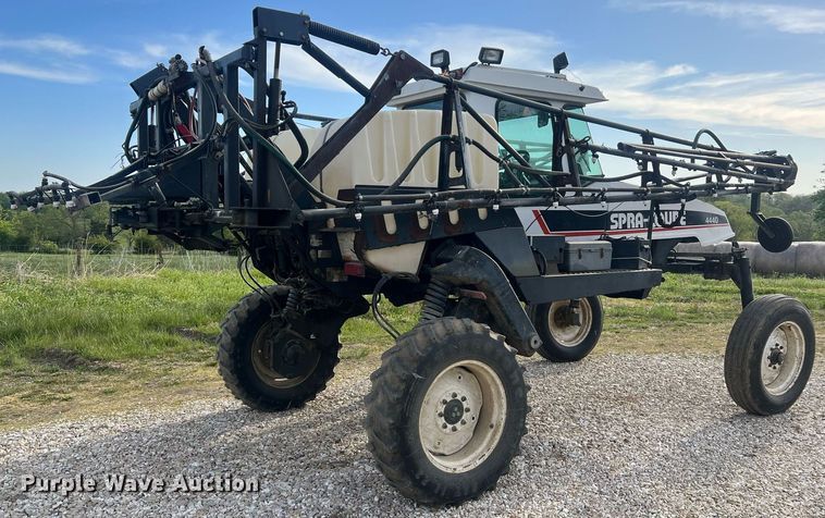image for item LI9671 AGCO Spra-Coupe 4440  sprayer