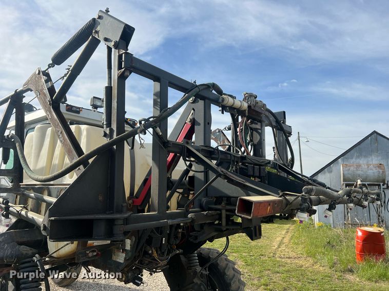 image for item LI9671 AGCO Spra-Coupe 4440  sprayer