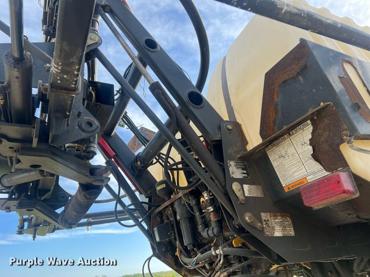 image for item LI9671 AGCO Spra-Coupe 4440  sprayer