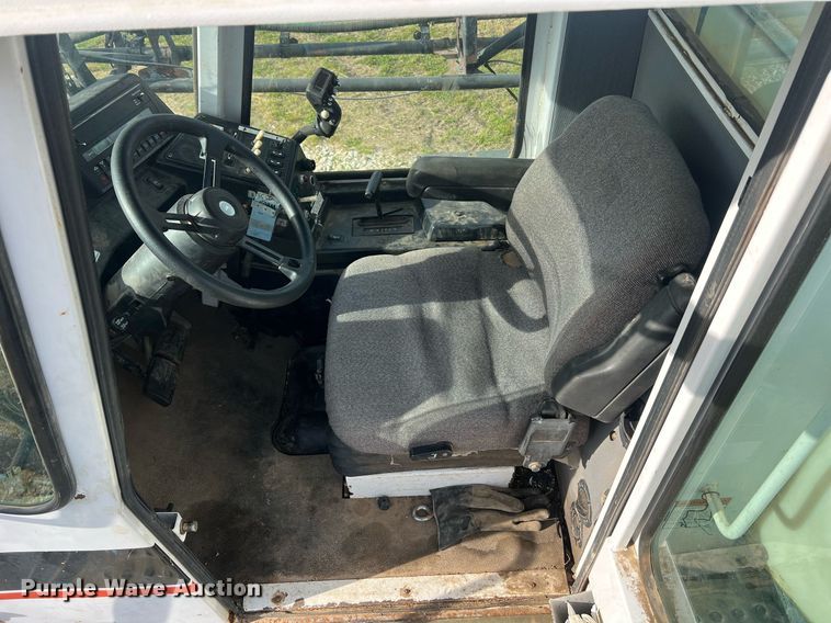 image for item LI9671 AGCO Spra-Coupe 4440  sprayer