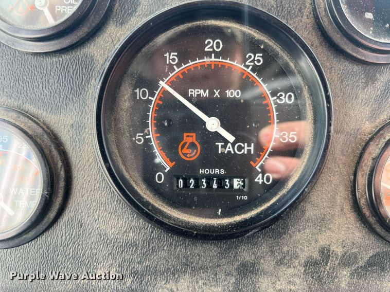 image for item LI9671 AGCO Spra-Coupe 4440  sprayer