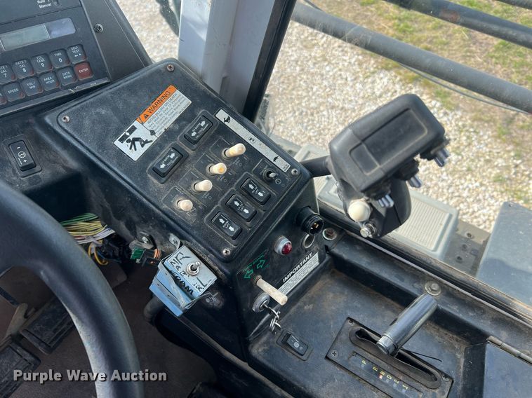 image for item LI9671 AGCO Spra-Coupe 4440  sprayer