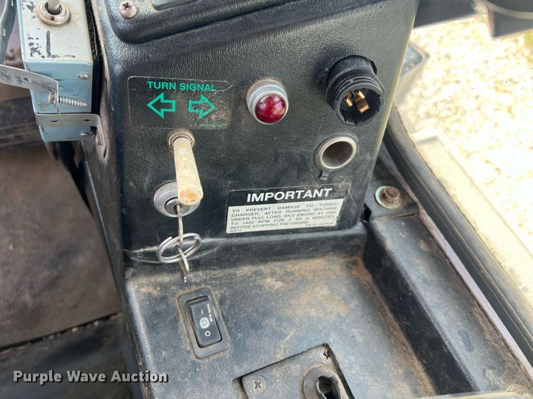 image for item LI9671 AGCO Spra-Coupe 4440  sprayer