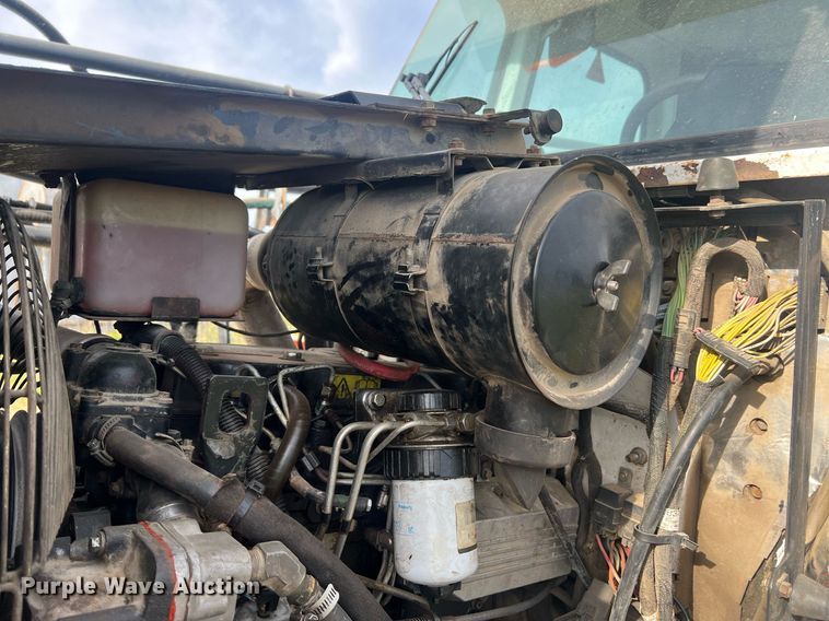 image for item LI9671 AGCO Spra-Coupe 4440  sprayer