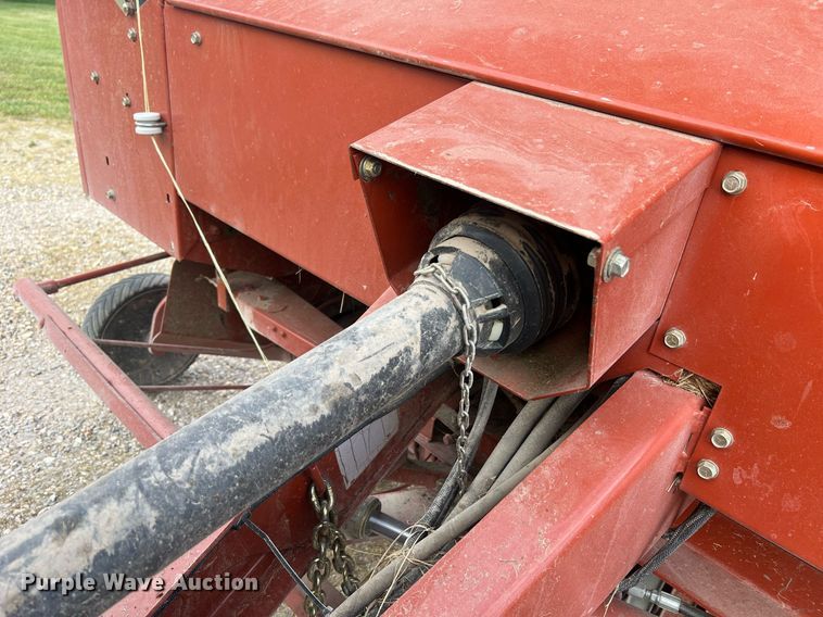 image for item LI9672 2006 Hesston 956  round baler