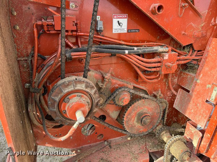 image for item LI9672 2006 Hesston 956  round baler