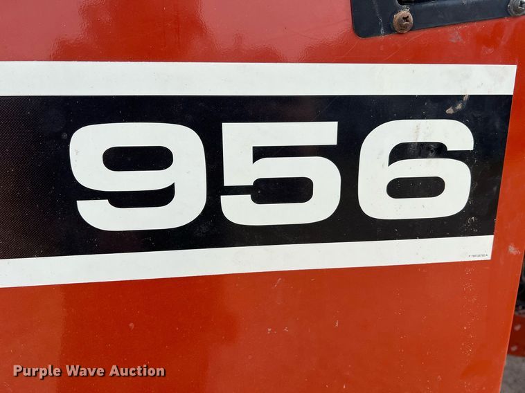 image for item LI9672 2006 Hesston 956  round baler