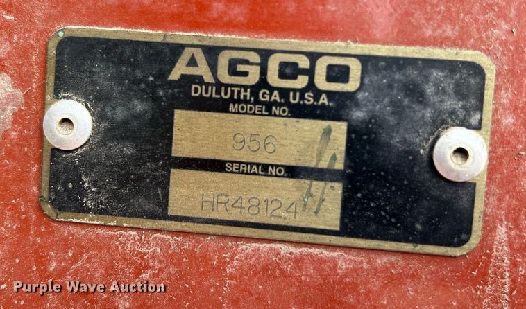 image for item LI9672 2006 Hesston 956  round baler