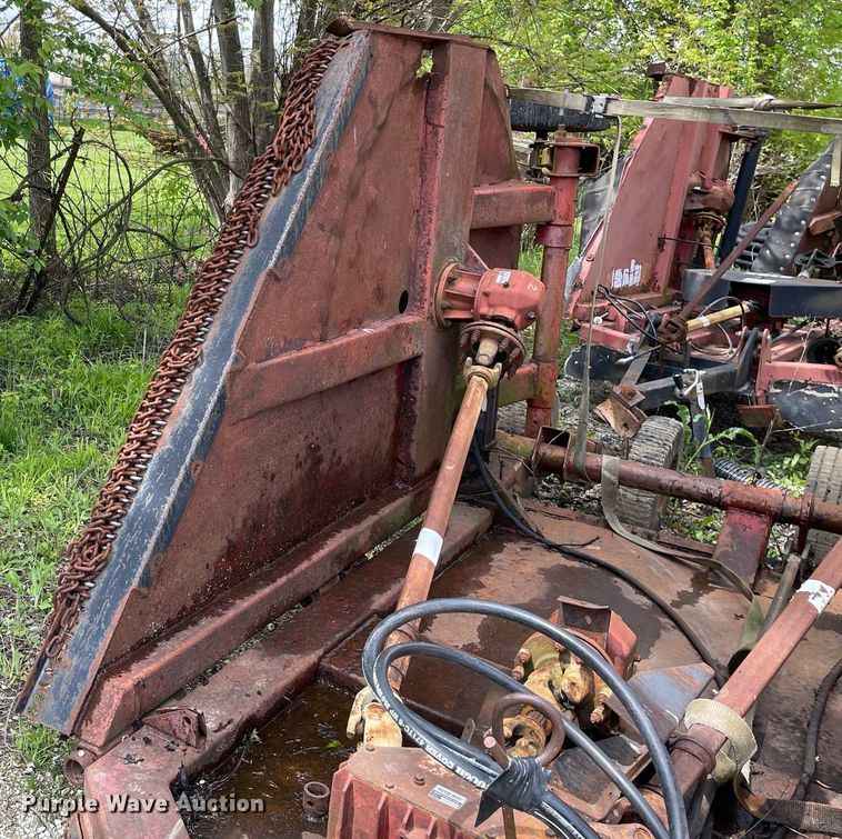 image for item LJ9647 Bush Hog 70301  batwing rotary mower