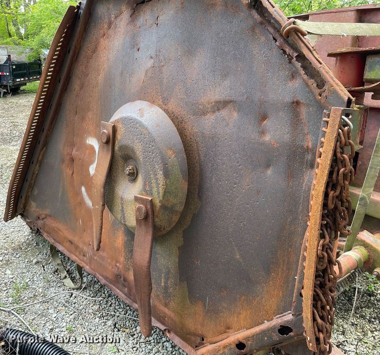 image for item LJ9647 Bush Hog 70301  batwing rotary mower