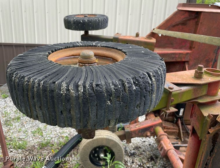 image for item LJ9647 Bush Hog 70301  batwing rotary mower