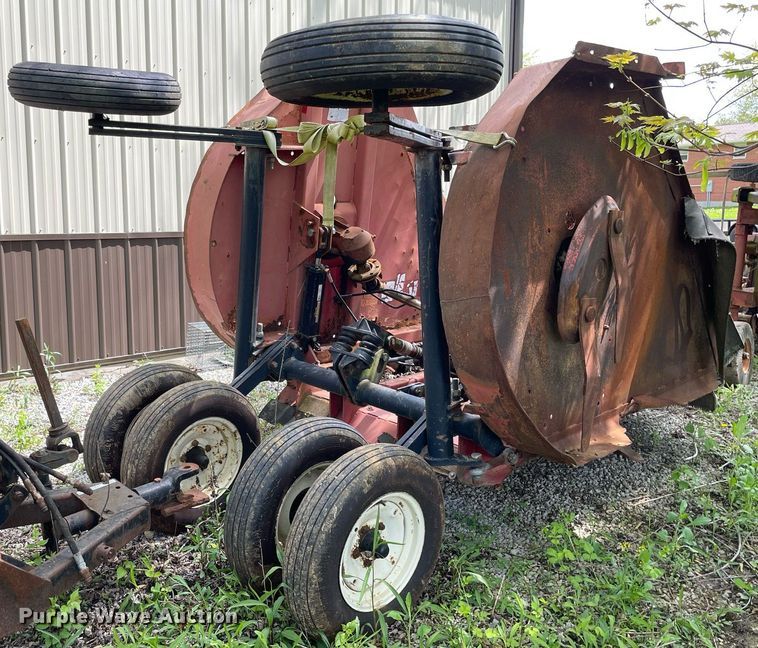 image for item LJ9648 Bush Hog 2315  batwing rotary mower