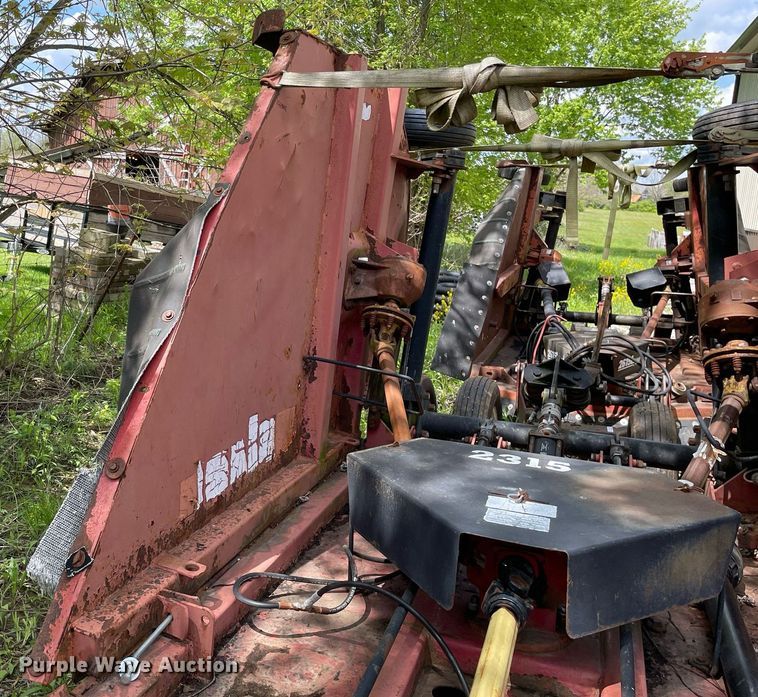 image for item LJ9648 Bush Hog 2315  batwing rotary mower