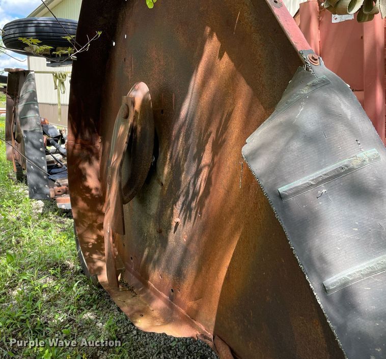 image for item LJ9648 Bush Hog 2315  batwing rotary mower