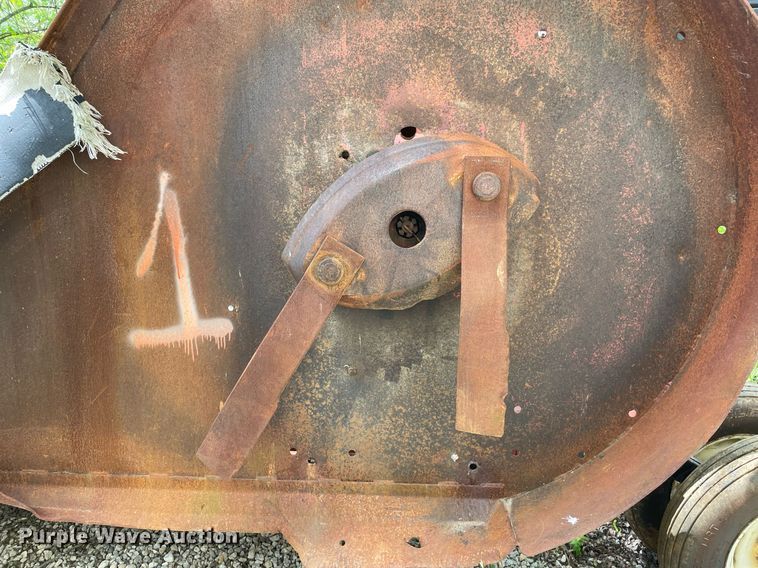 image for item LJ9648 Bush Hog 2315  batwing rotary mower