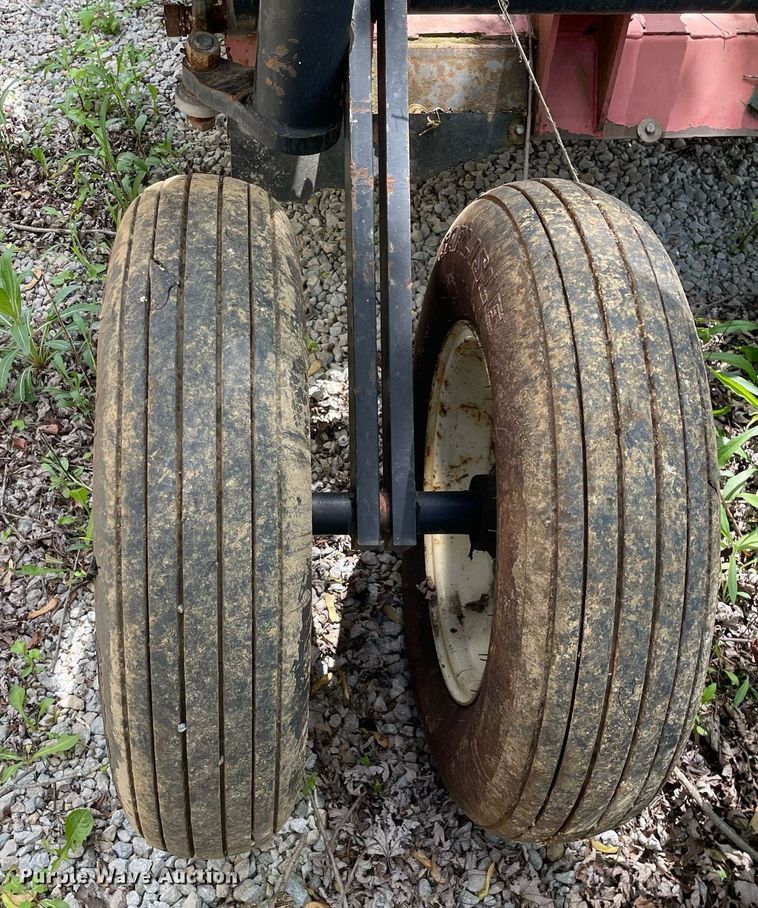 image for item LJ9648 Bush Hog 2315  batwing rotary mower