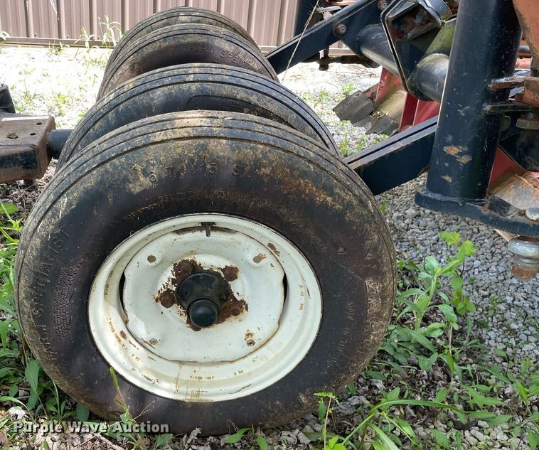 image for item LJ9648 Bush Hog 2315  batwing rotary mower