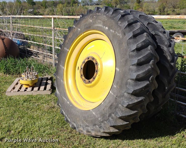 image for item LL9109 (2) tires and wheels