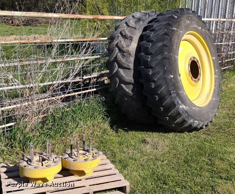 image for item LL9109 (2) tires and wheels