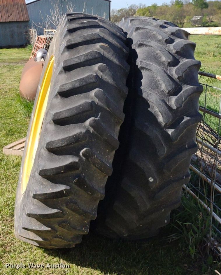 image for item LL9109 (2) tires and wheels