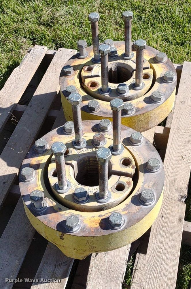 image for item LL9109 (2) tires and wheels