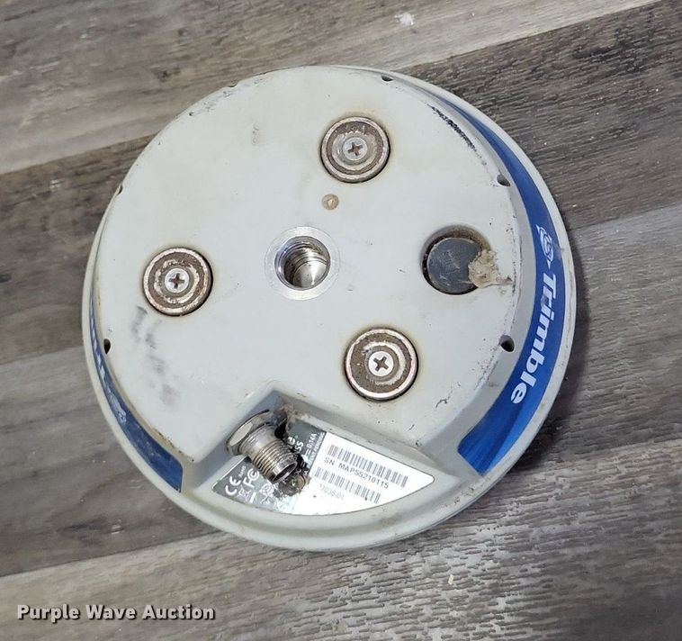 image for item LR9233 Trimble  guidance system