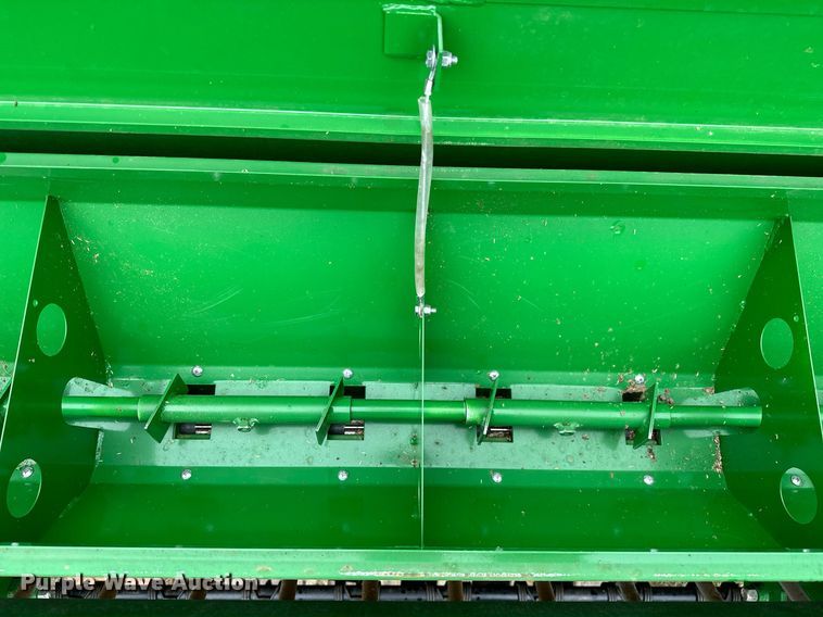 image for item LR9727 Frontier CS1360  seeder