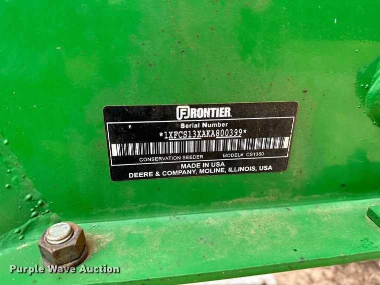 image for item LR9727 Frontier CS1360  seeder