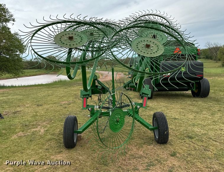 image for item LR9728 Frontier WR0008  hay rake