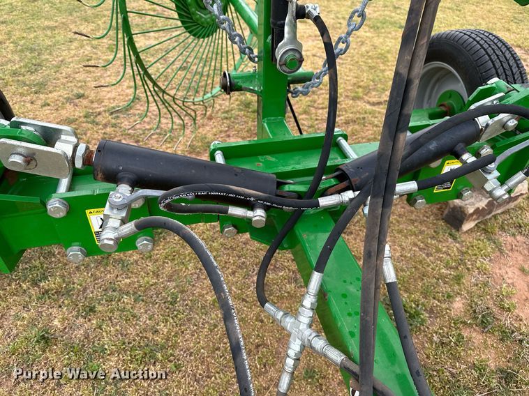 image for item LR9728 Frontier WR0008  hay rake