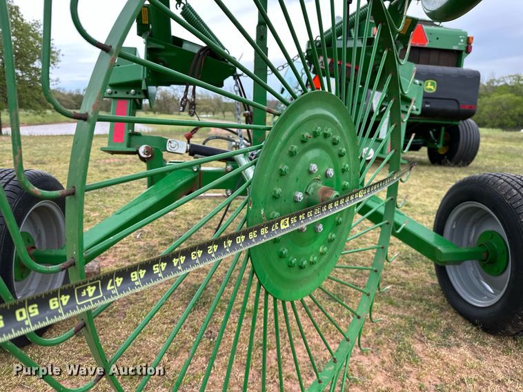 image for item LR9728 Frontier WR0008  hay rake