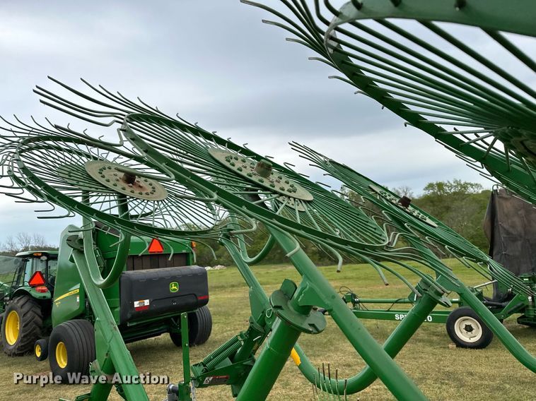 image for item LR9728 Frontier WR0008  hay rake
