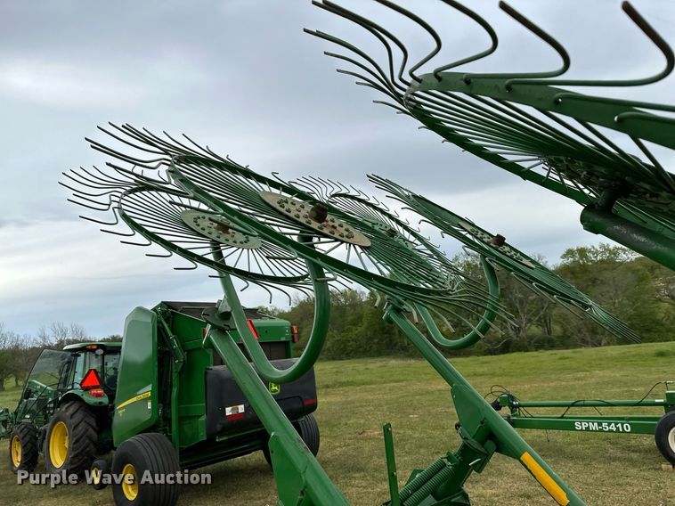 image for item LR9728 Frontier WR0008  hay rake