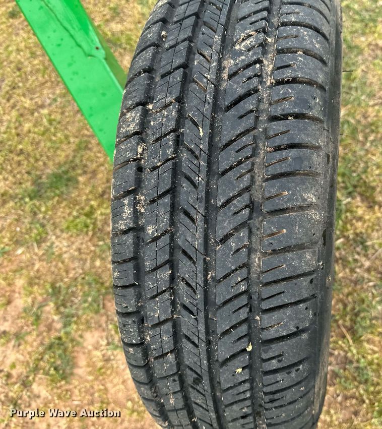 image for item LR9728 Frontier WR0008  hay rake