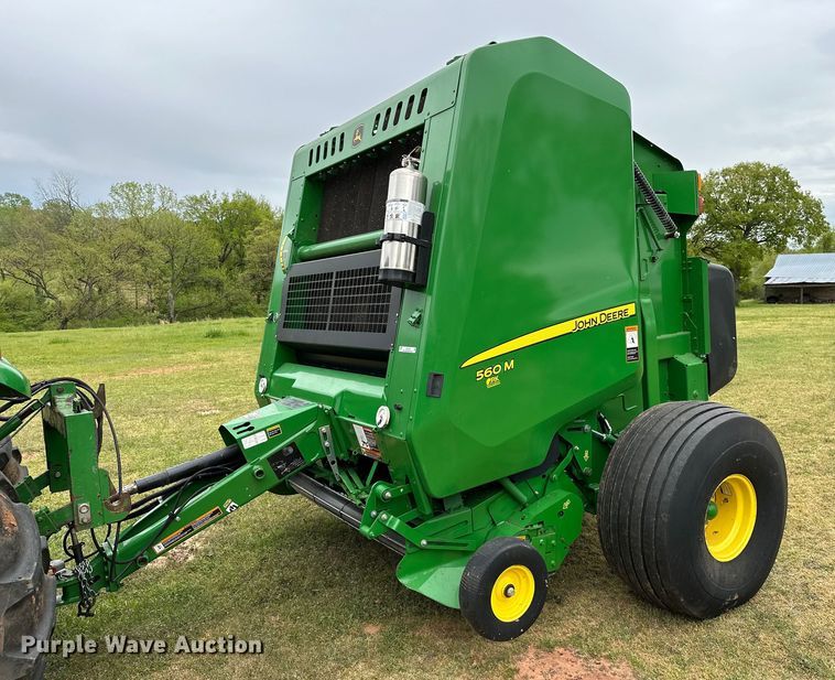 image for item LR9729 John Deere 560M  round baler