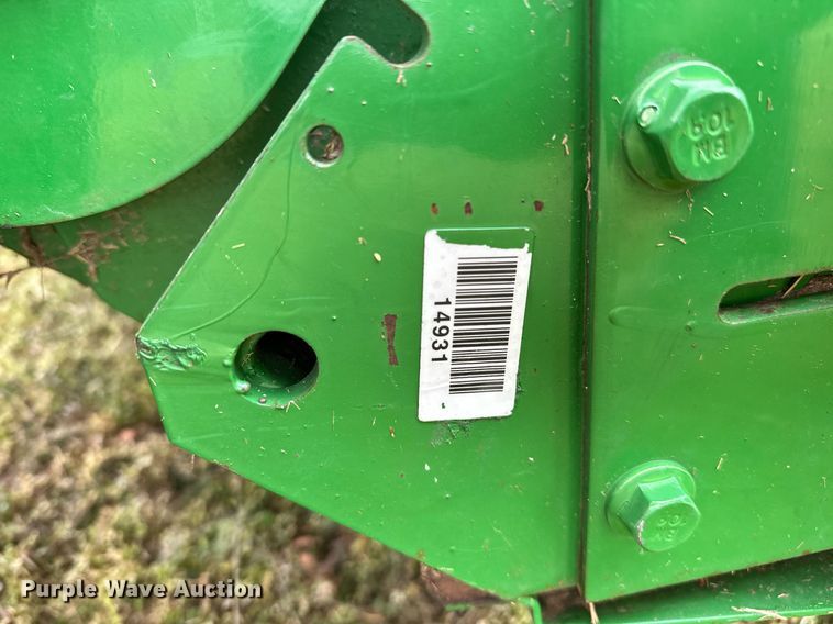 image for item LR9729 John Deere 560M  round baler