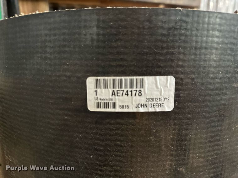 image for item LR9729 John Deere 560M  round baler