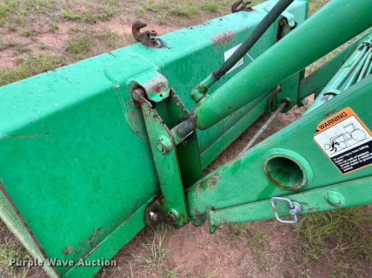 image for item LR9735 1998 John Deere 5410  tractor