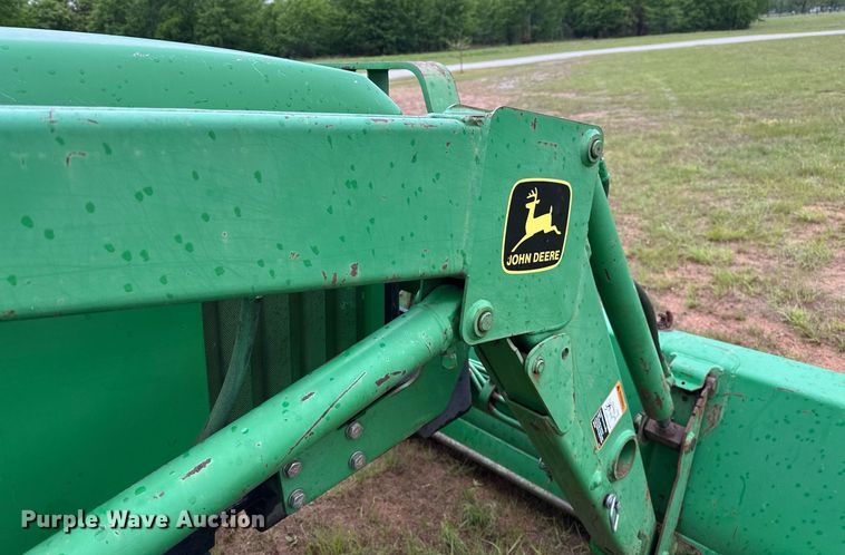 image for item LR9735 1998 John Deere 5410  tractor