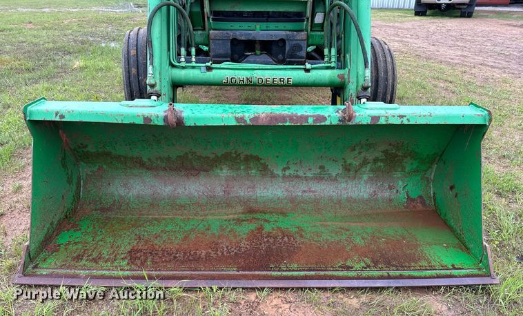 image for item LR9735 1998 John Deere 5410  tractor