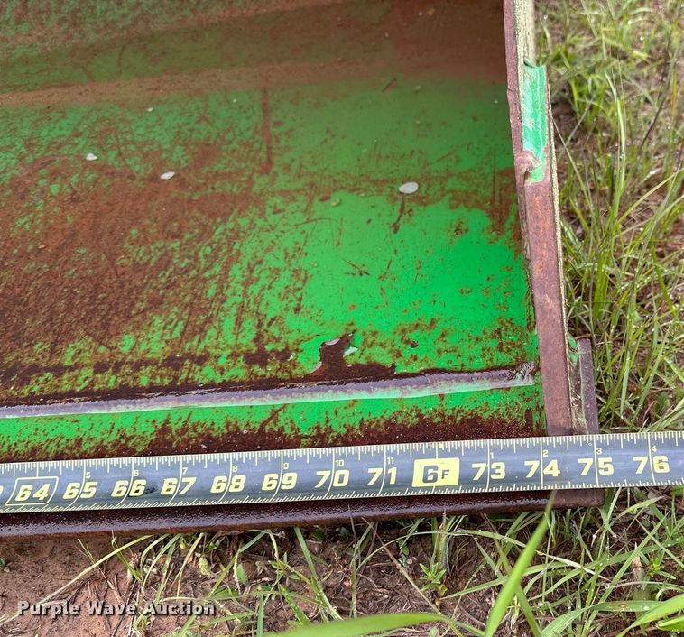 image for item LR9735 1998 John Deere 5410  tractor