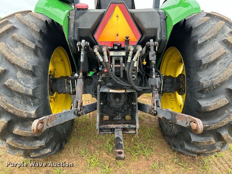 image for item LR9735 1998 John Deere 5410  tractor