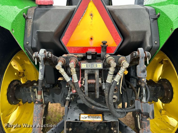 image for item LR9735 1998 John Deere 5410  tractor