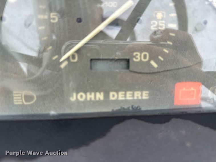 image for item LR9735 1998 John Deere 5410  tractor