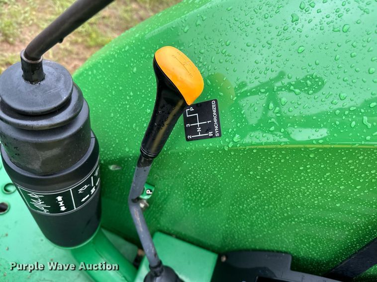 image for item LR9735 1998 John Deere 5410  tractor